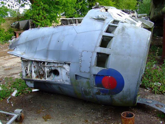 The Harrier being cut up for scrap in 2007