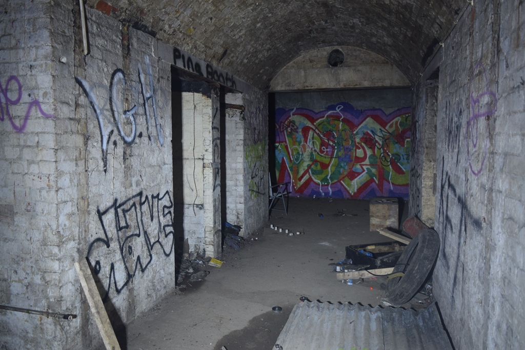 Open area at the end of the first transverse tunnel.