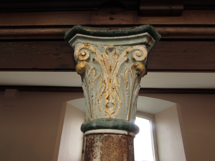Cast iron column with acanthus-and-scroll capital
