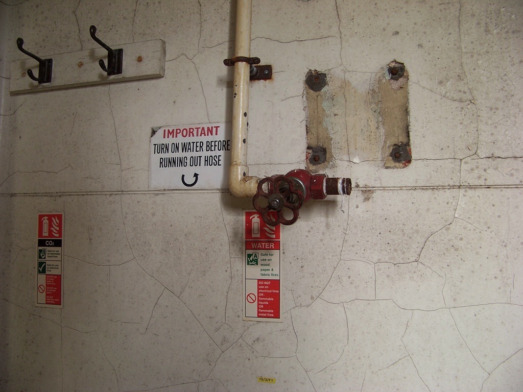Fire hose fitting