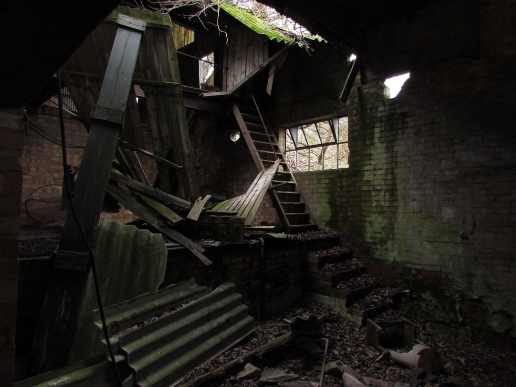 Collapse, 2015